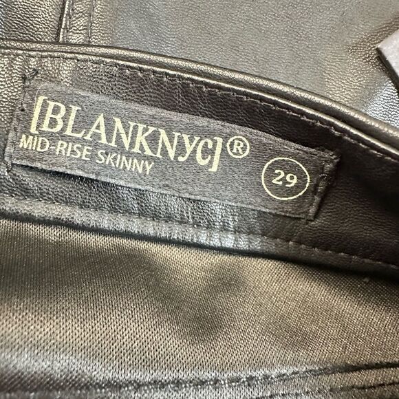 NWT Blank NYC Women’s Black Faux Leather Skinny Pants - Size 29” - Picture 4 of 10